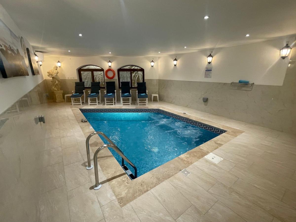 לינה וארוחת בוקר ויקטוריה Alina Boutique Living מראה חיצוני תמונה