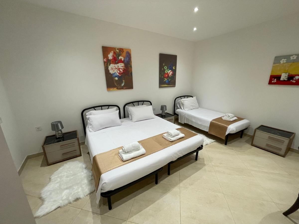 לינה וארוחת בוקר ויקטוריה Alina Boutique Living מראה חיצוני תמונה